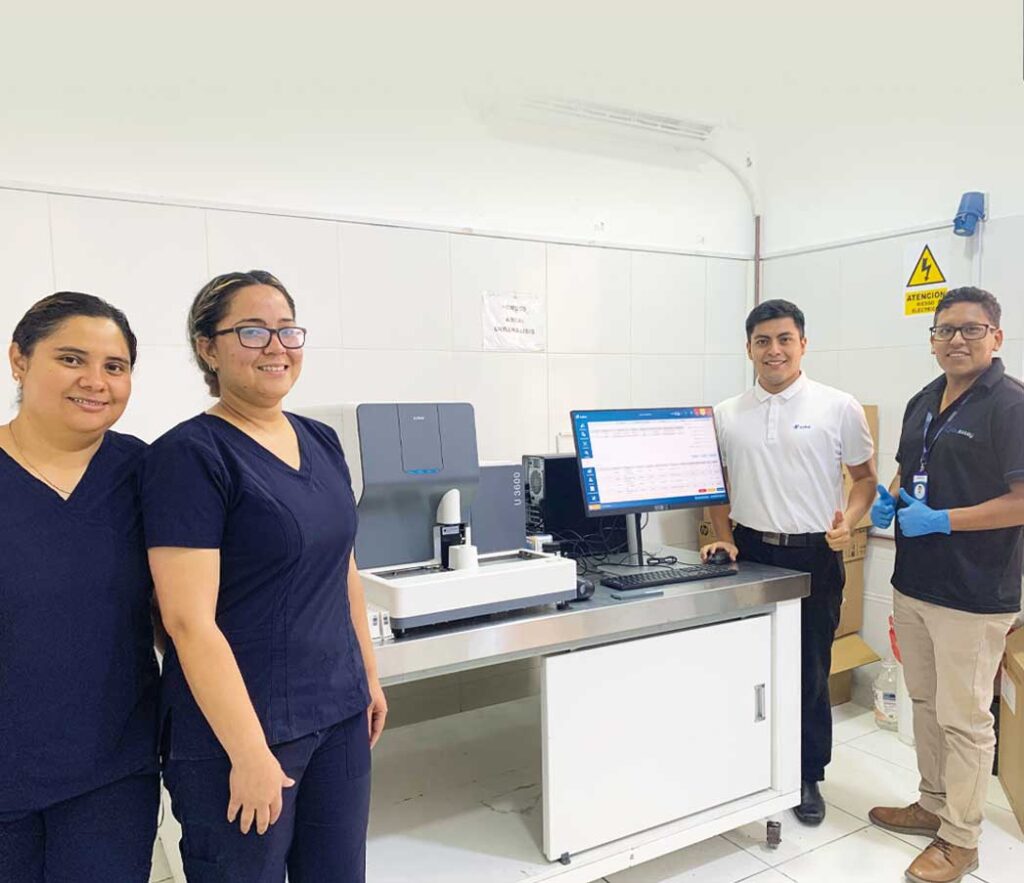 clientes-bioassay-equipo-laboratorio-clinico